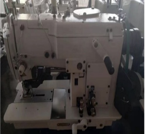 Mesin Lubang Kancing Manual